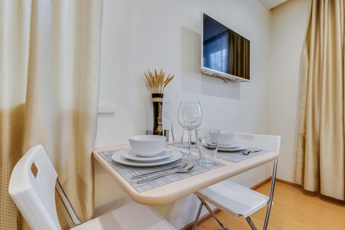 Апартаменты На Комендантском 28