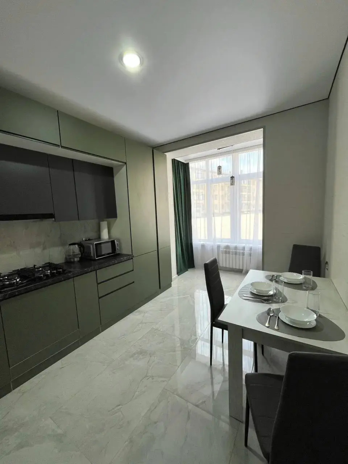 Квартира с евро ремонтом около Аэропорта Минеральные Воды