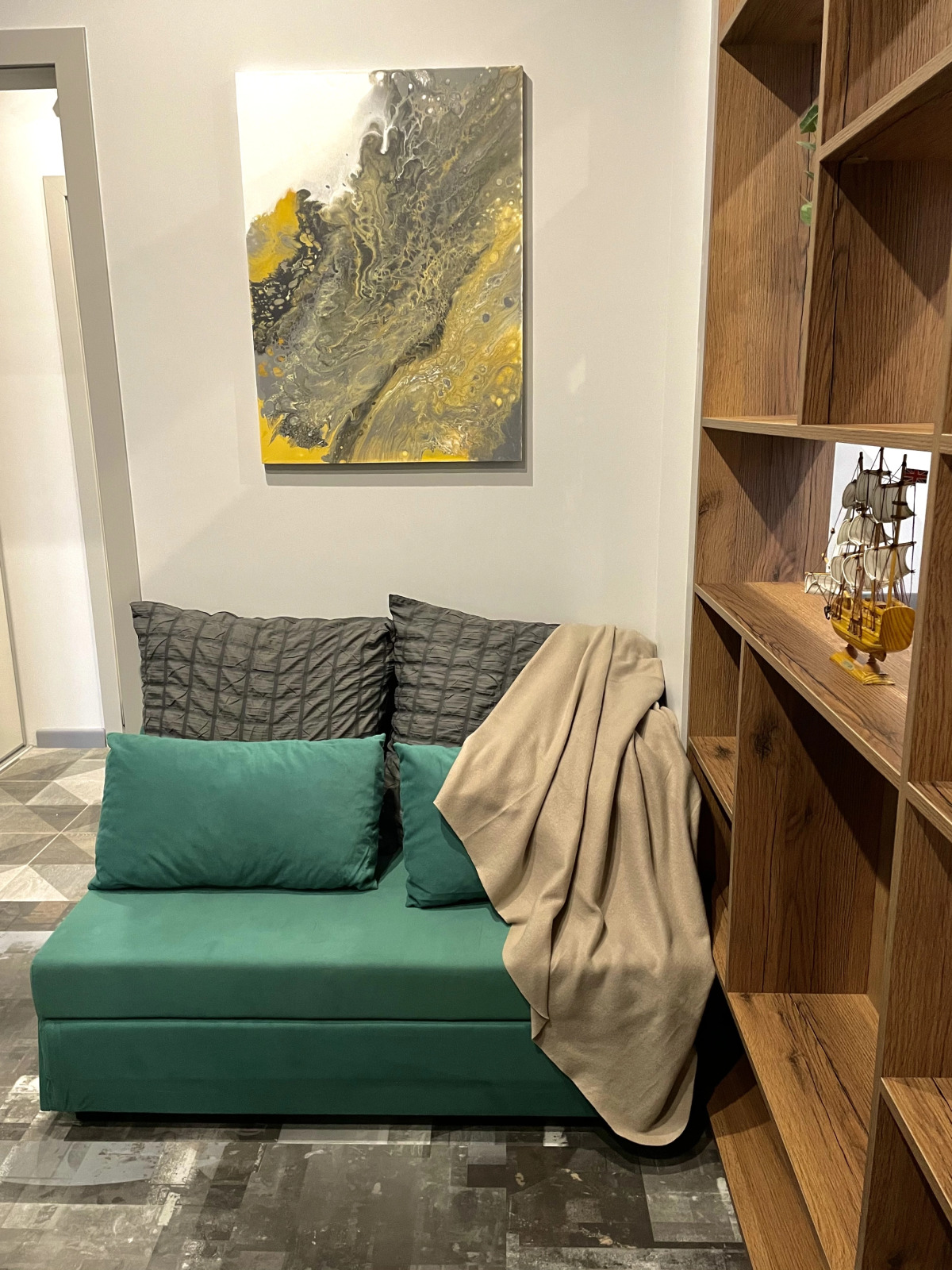 Квартира новая в тихом центре в доме комфорт-класса