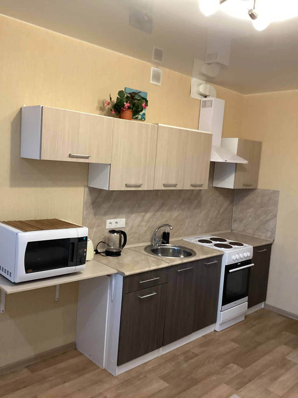 Квартира 1-комнатная на Родионова 192 корпус 4