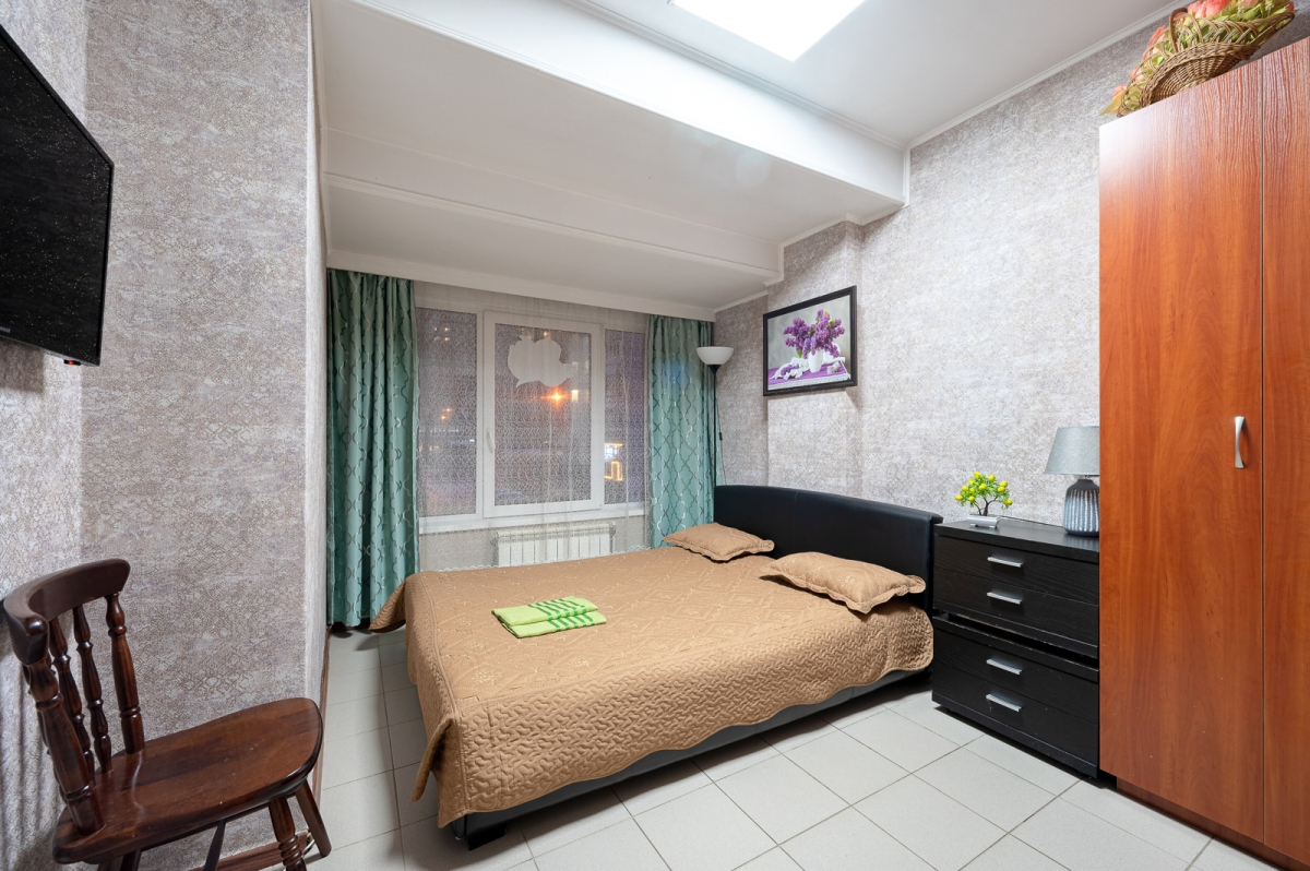 Меблированные комнаты Лимон на Просвещения