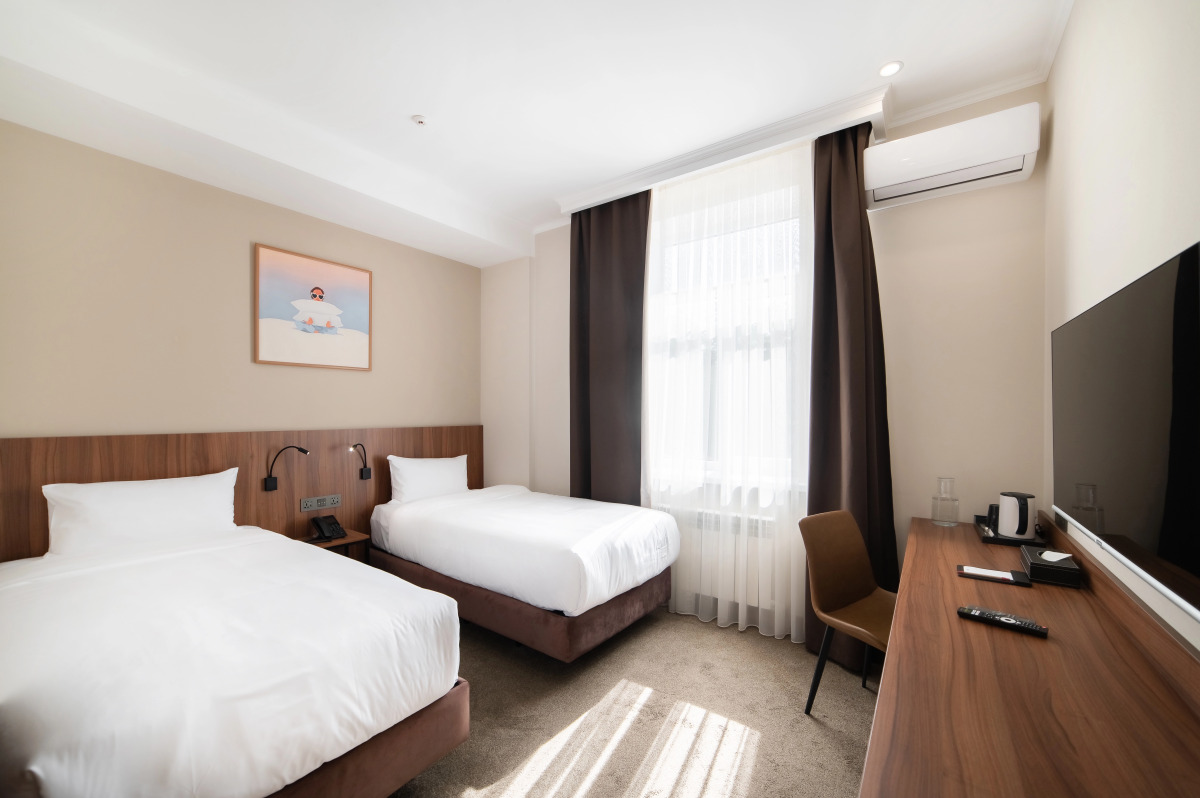 Отель Freedom Bishkek Hotel