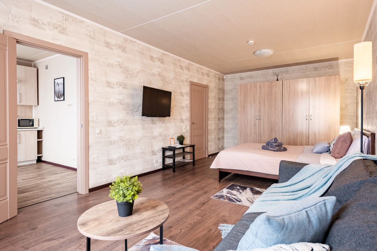 Квартира Просторная Natali на Метро Аннино