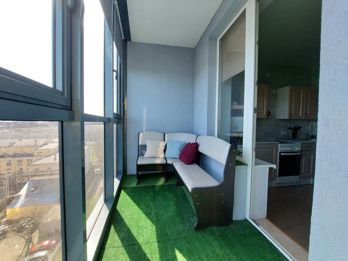 Апартаменты на проспекте Обуховской Обороны 110