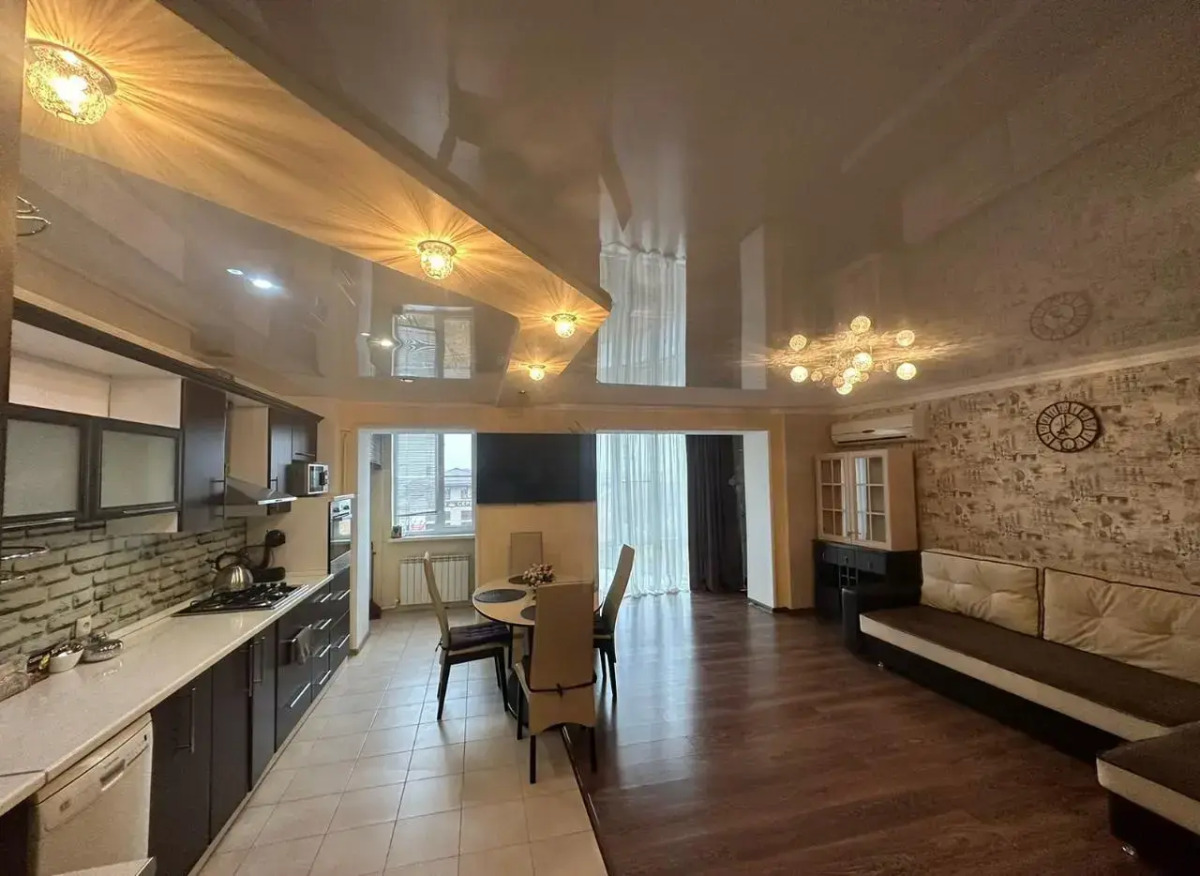 Квартира 3х Комнатная