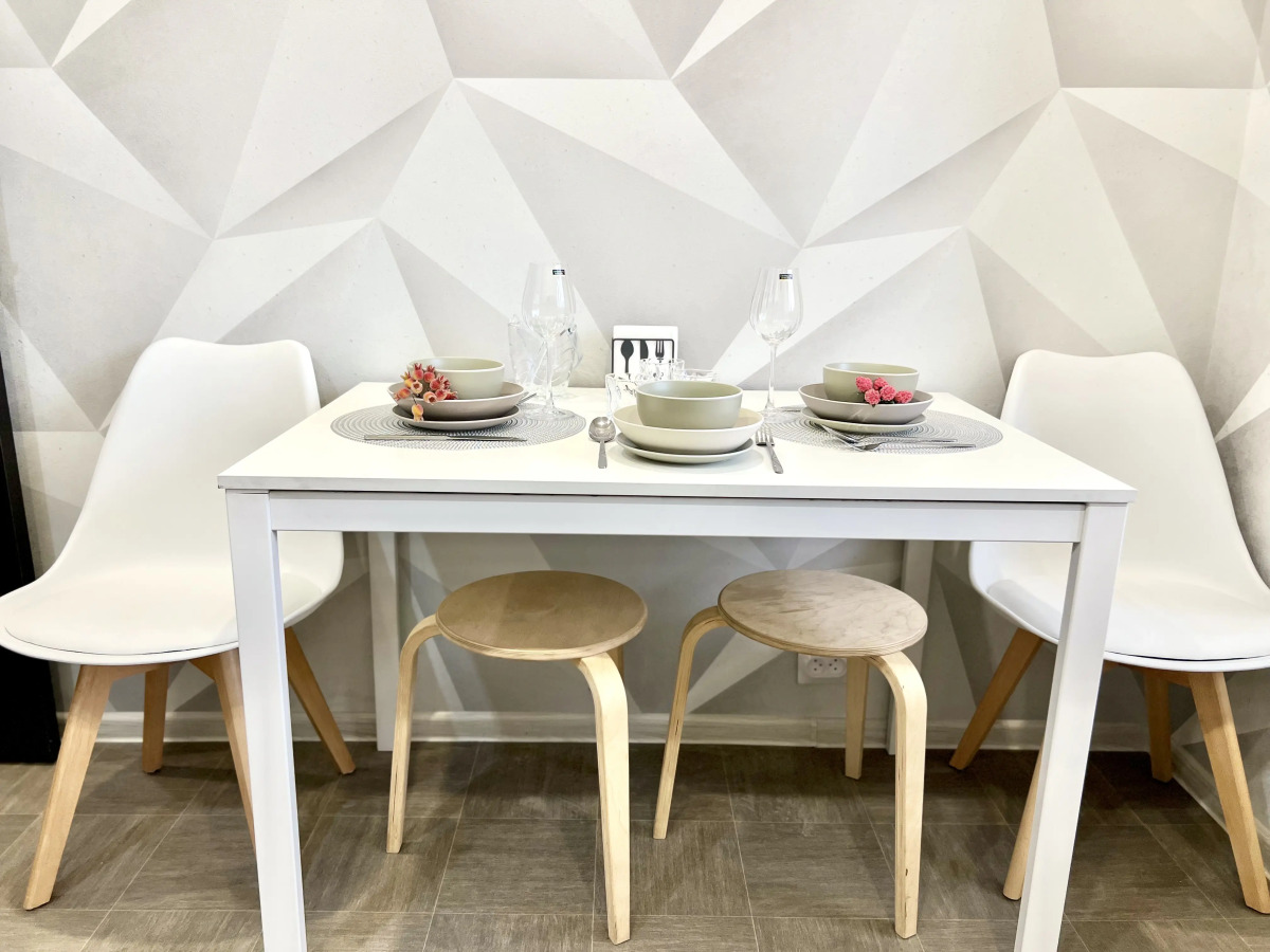 Квартира Просторная с Балконом на Строителей 2