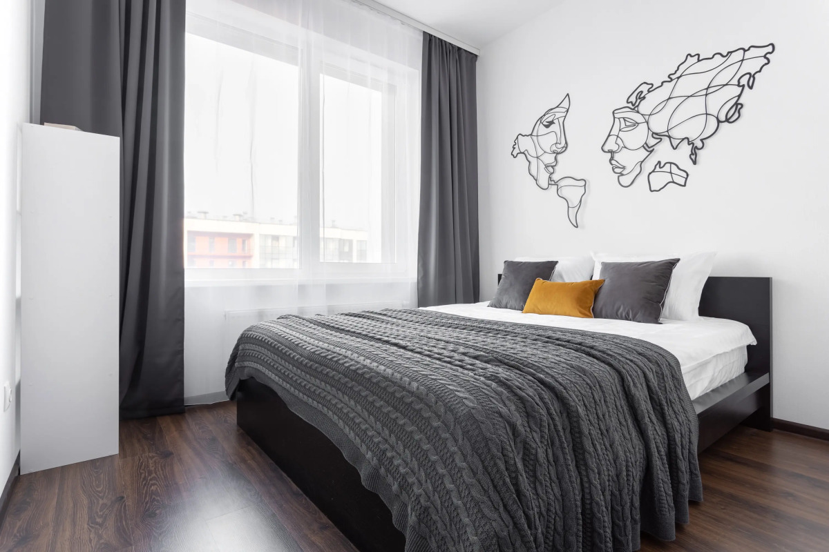 Квартира Kvartirika Black & White с красивым видом на город