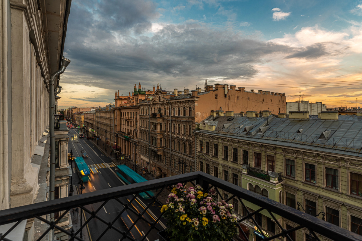 Отель Nevskiy Eclectic by AKYAN