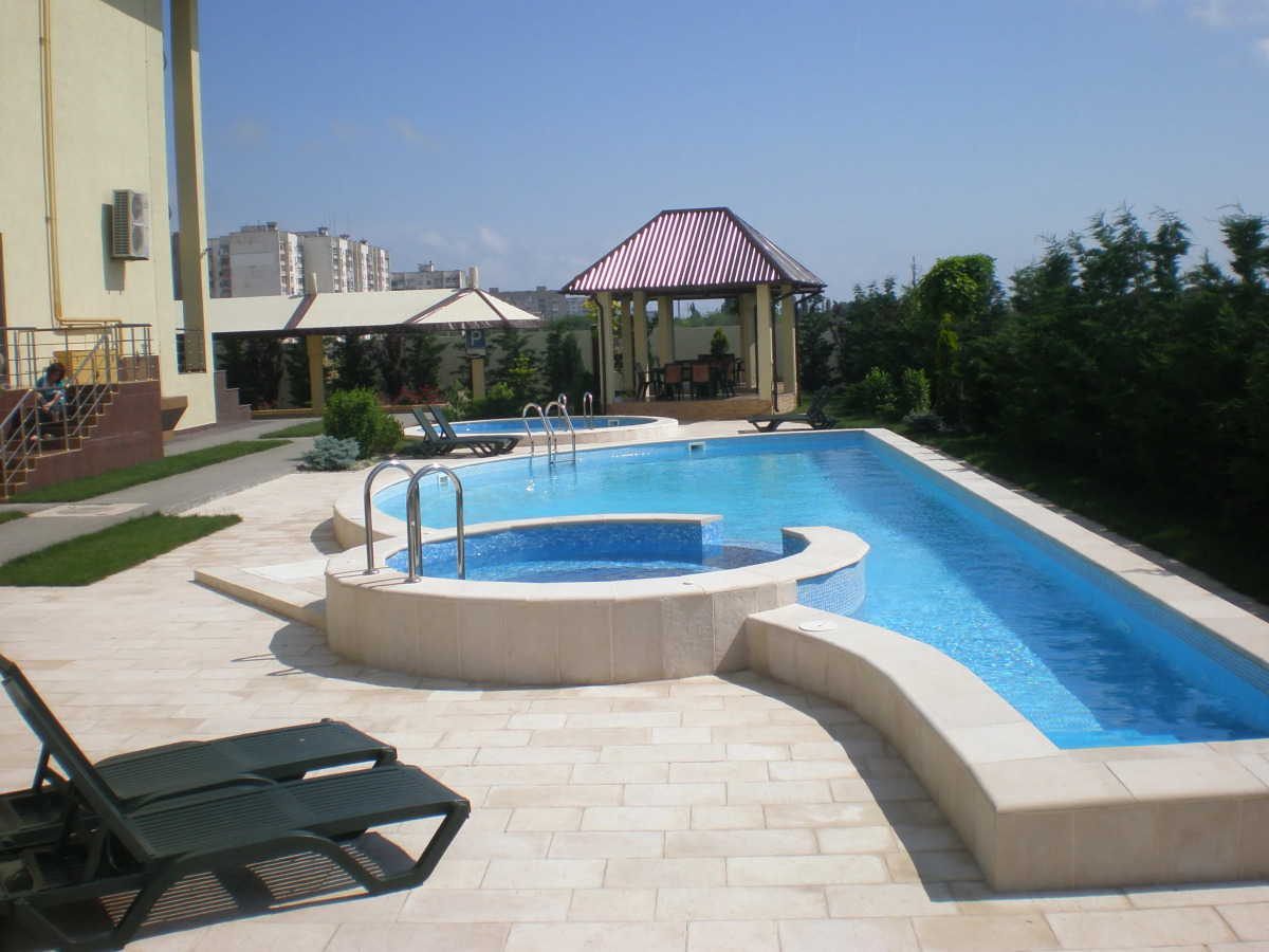 Отель California