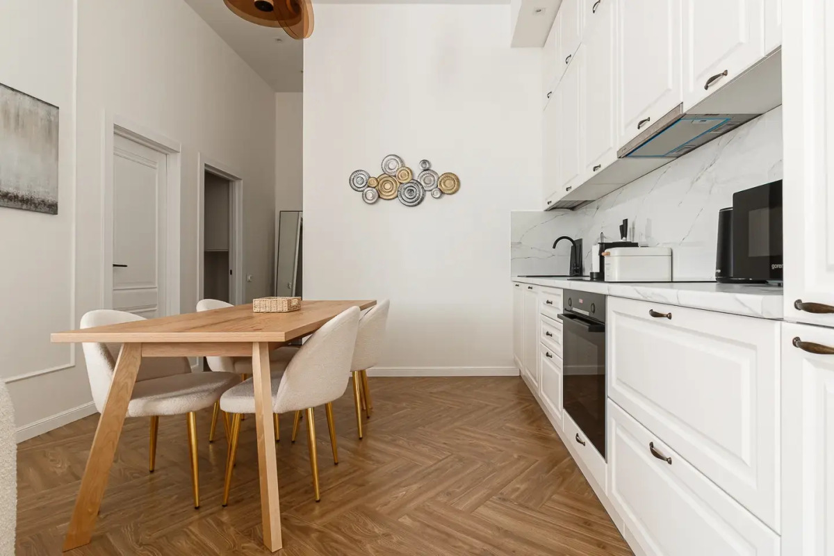 Квартира Большая и Светлая у Таврического Сада