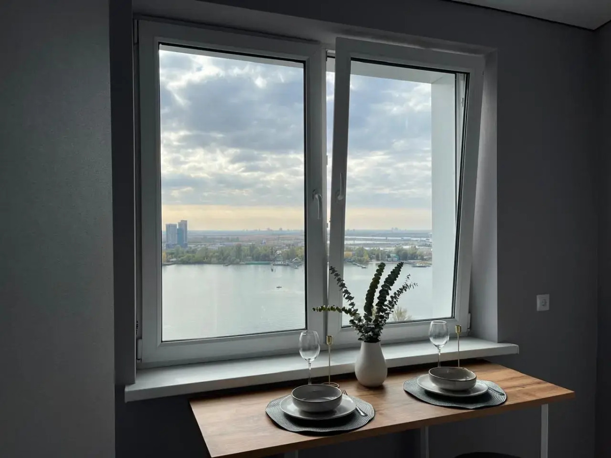 Апартаменты двухкомнатные с видом на Дон