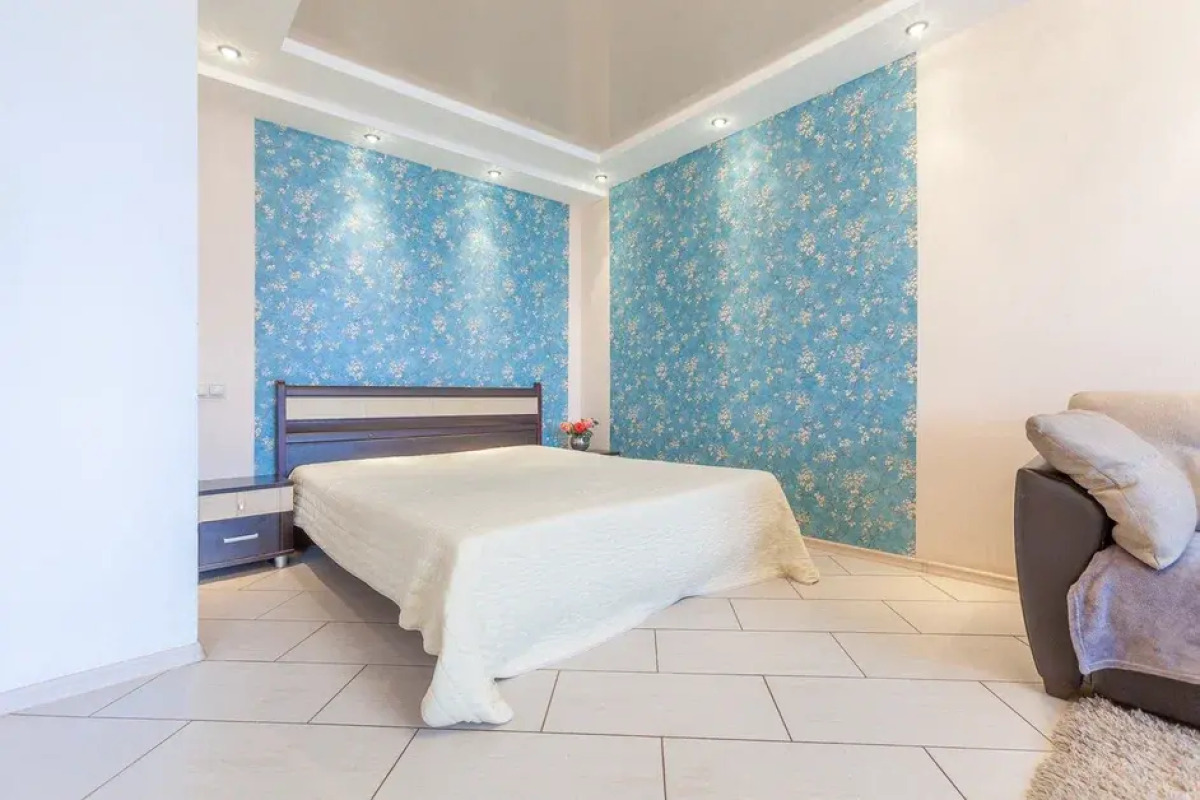 Квартира с джакузи шикарным видом на Волгу в центре Самары