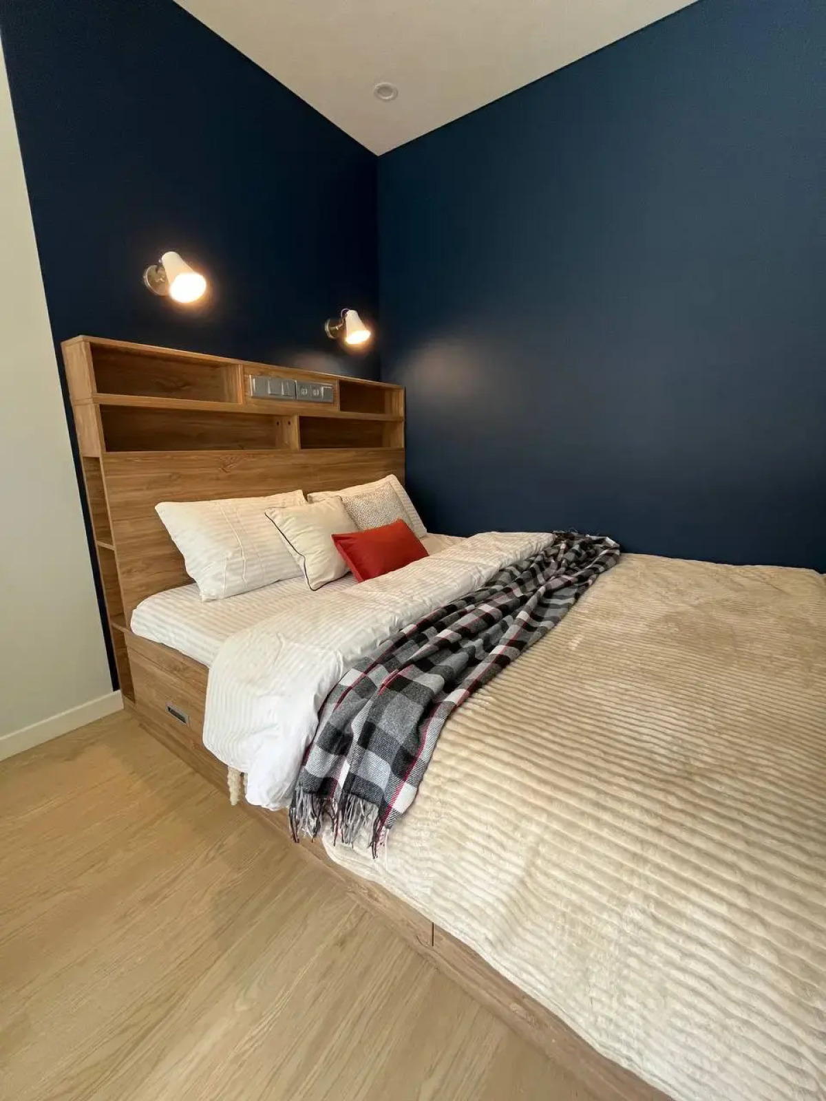 Апартаменты просторные Эль Апарт с стильным ремонтом и видом на Ростове