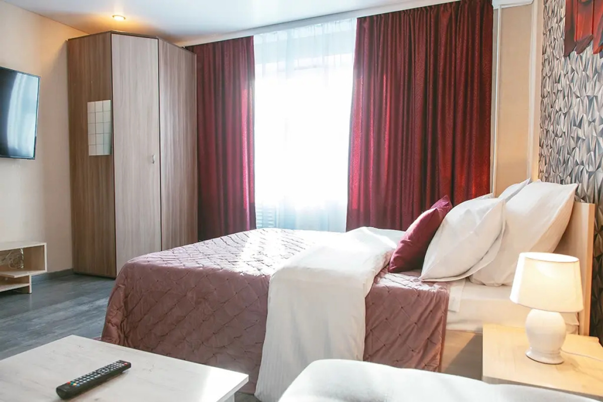 Апартаменты Пять Звёзд у Офиса Транснефть-Сибирь