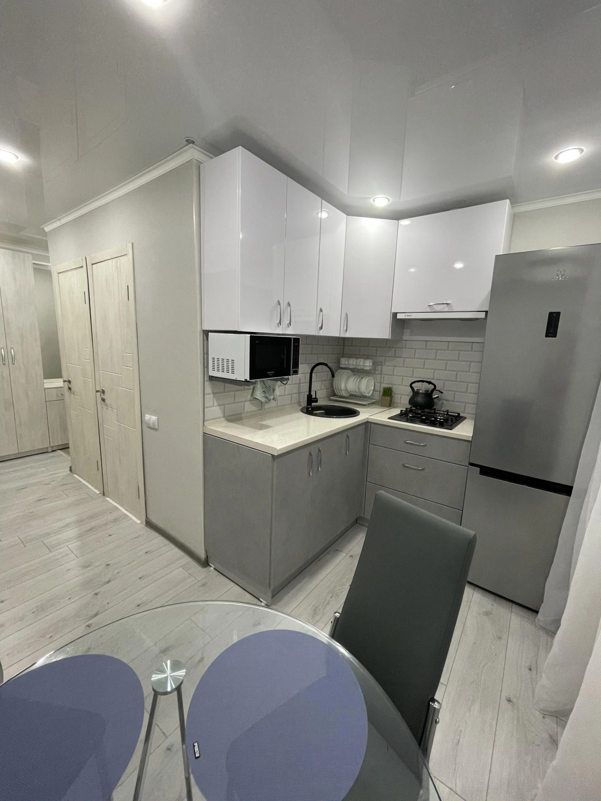 Апартаменты 2-комнатная Квартира с Новым Ремонтом