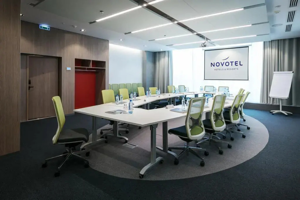 Отель Novotel Almaty City Center