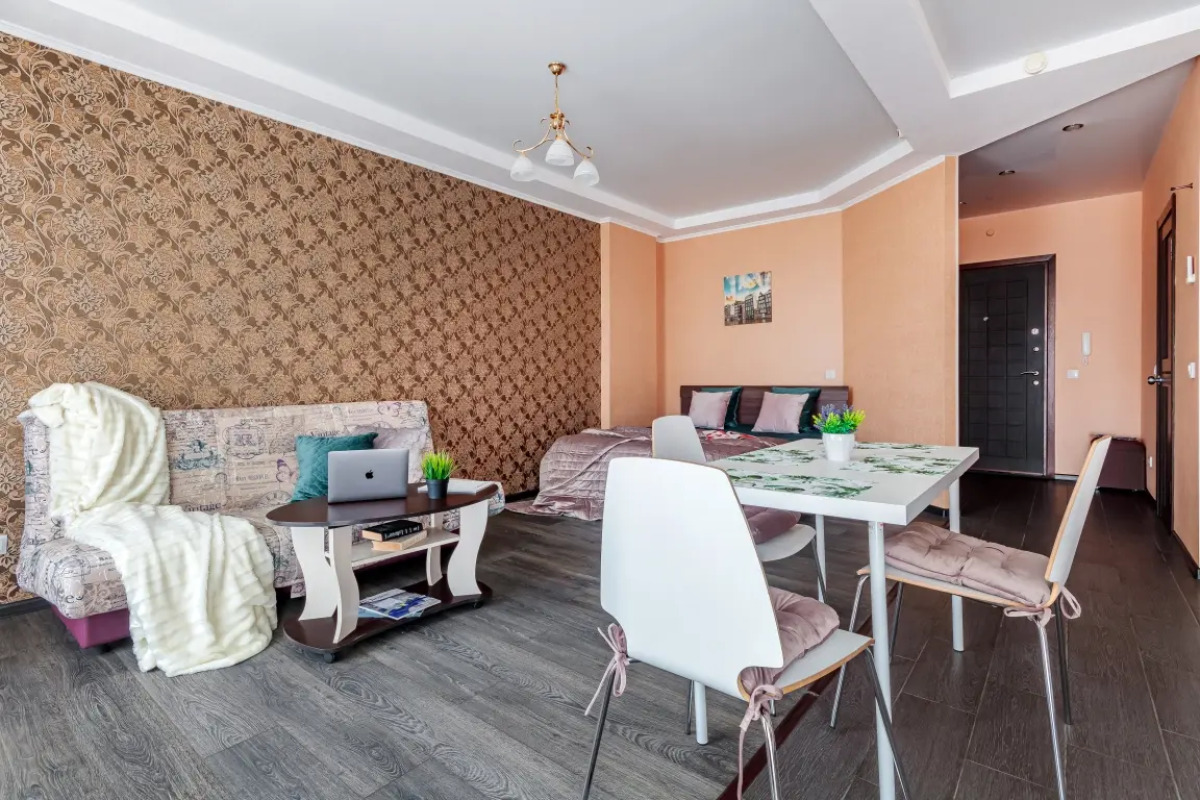 Апартаменты Студия Улучшенная Юг-Апарт на Красной 176