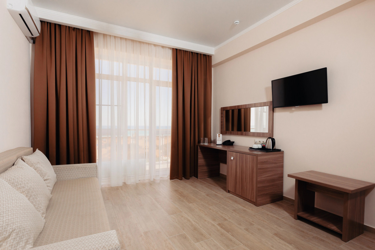 Отель Гостиничный комплекс Family Pride Inn