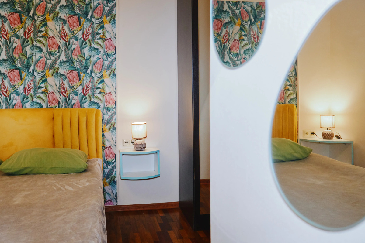 Отель Triple Eight