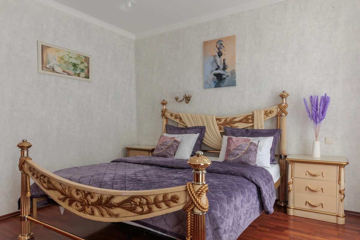 Квартира Трехкомнатная на Невском 45 DereMRents ДереМРентс