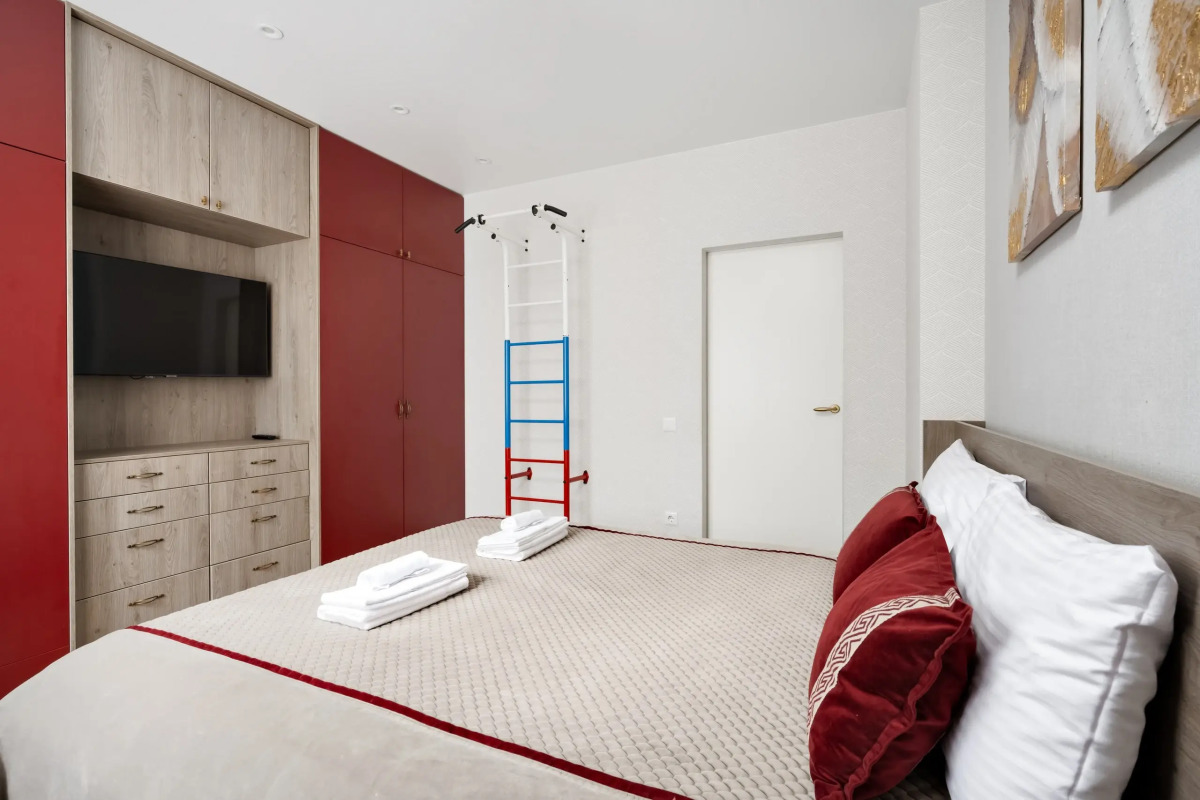 Квартира Трехкомнатная студия в ЖК Сосновый Бор