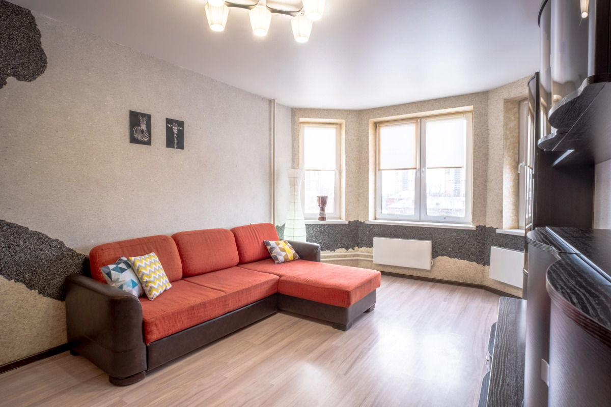 Квартира большая двухкомнатная в отличном районе