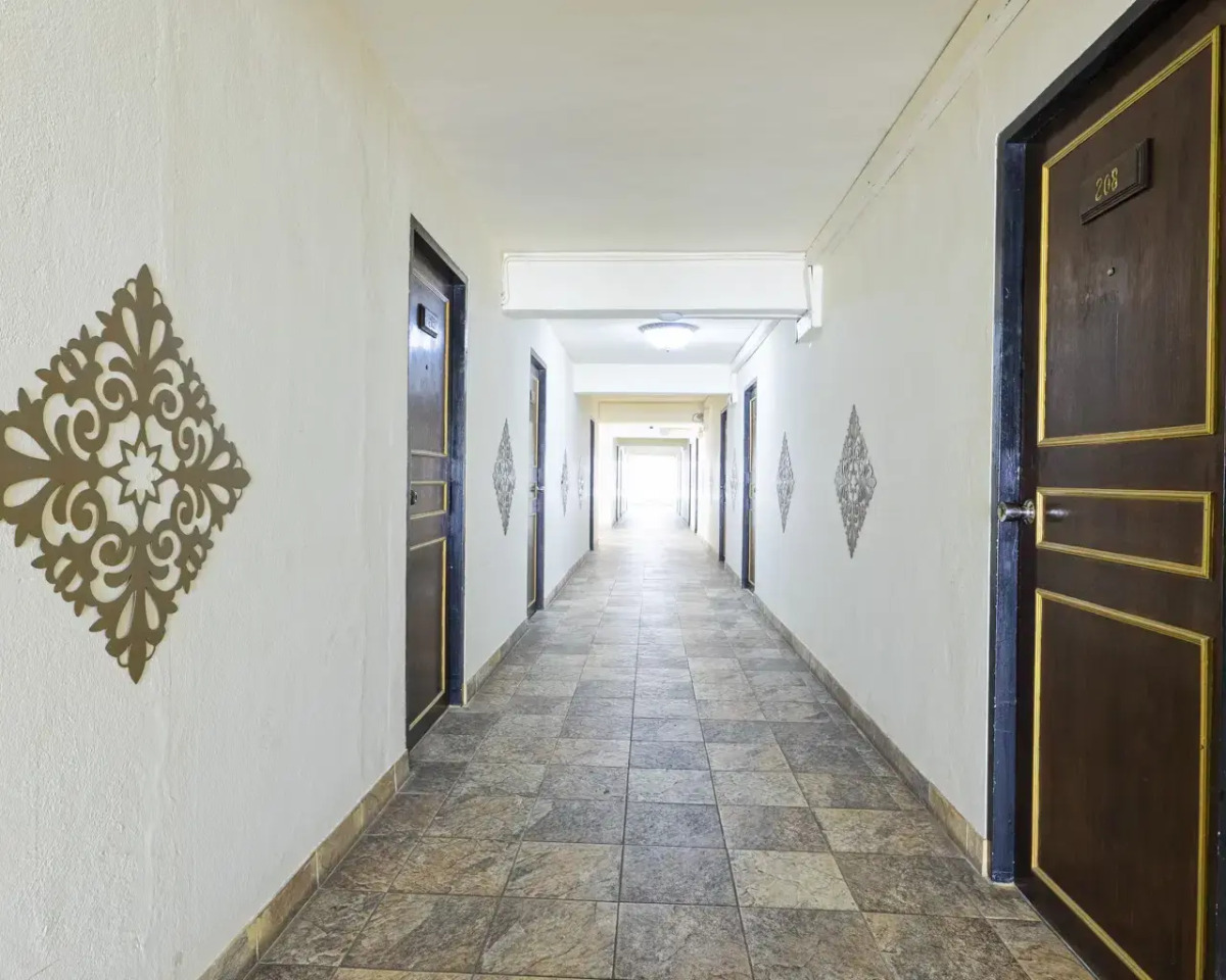 Отель Jaranya Hotel