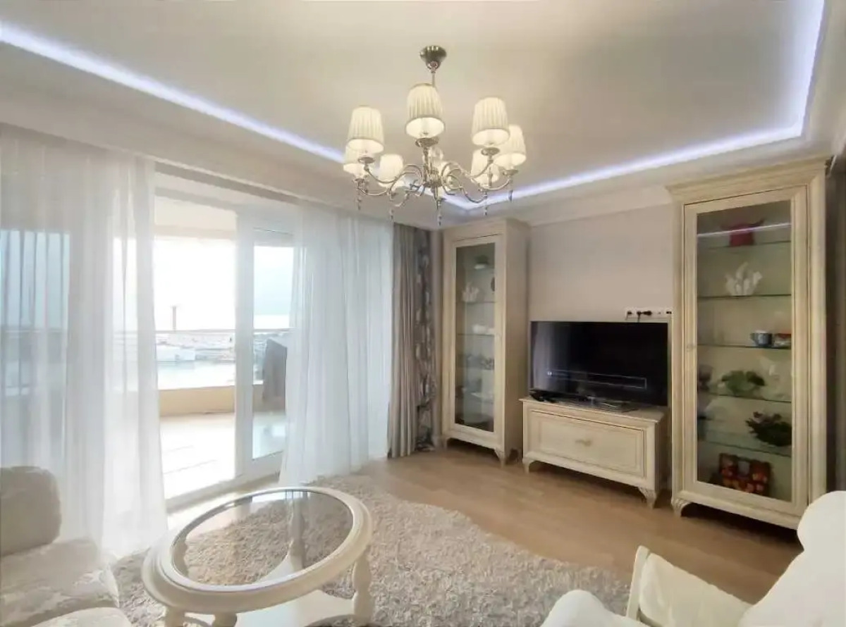 Квартира Несебрская 14