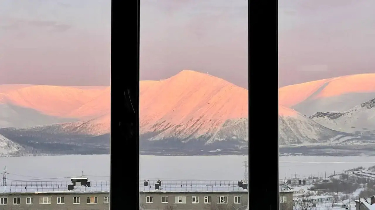 Квартира Уютная 2-к с Потрясающим Видом на Горы и Озеро