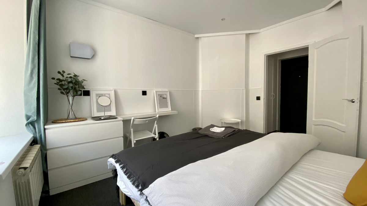 Апартаменты Серебрянический 11