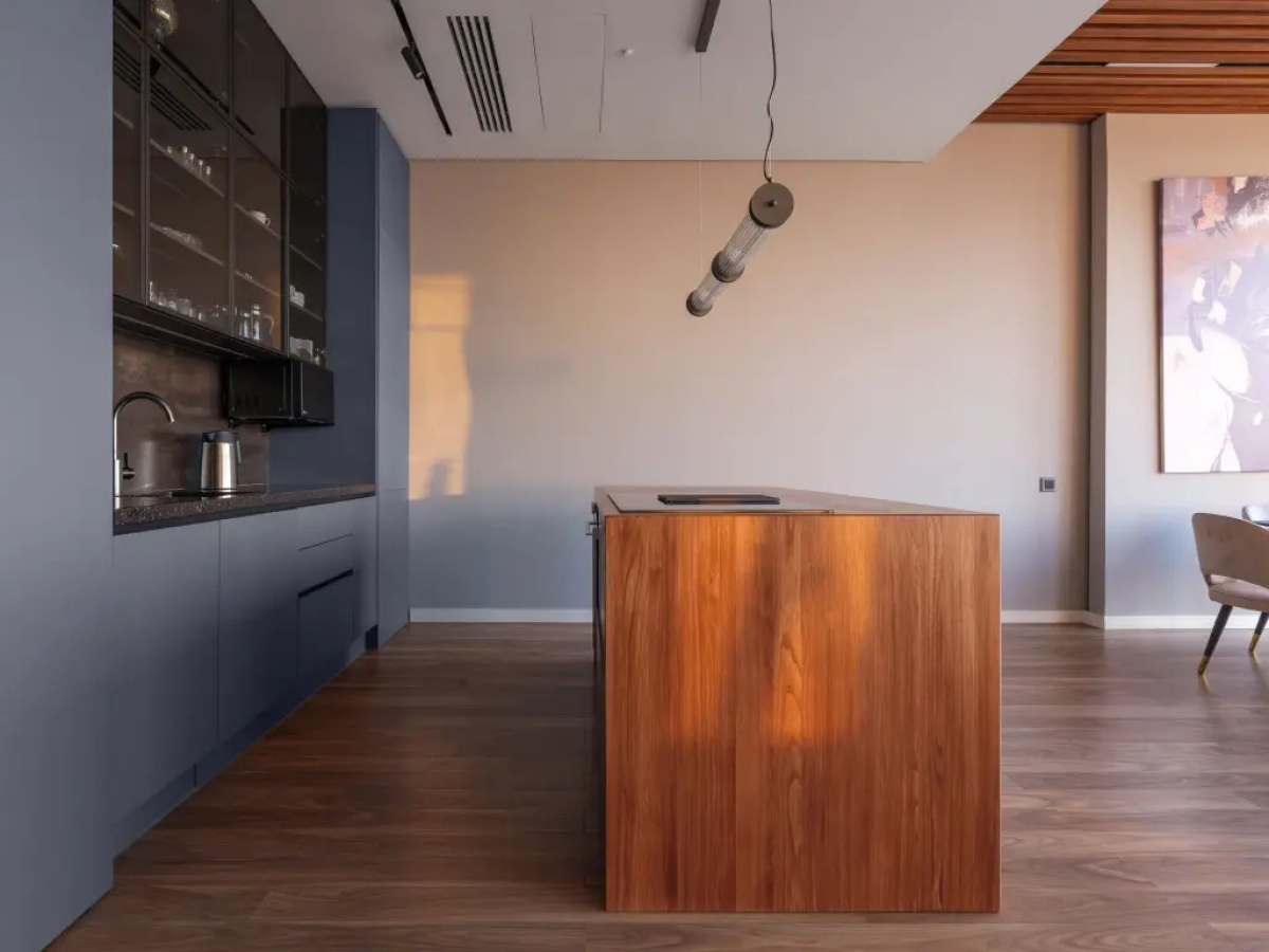 Красивый панорамный апартамент с 2 спальнями