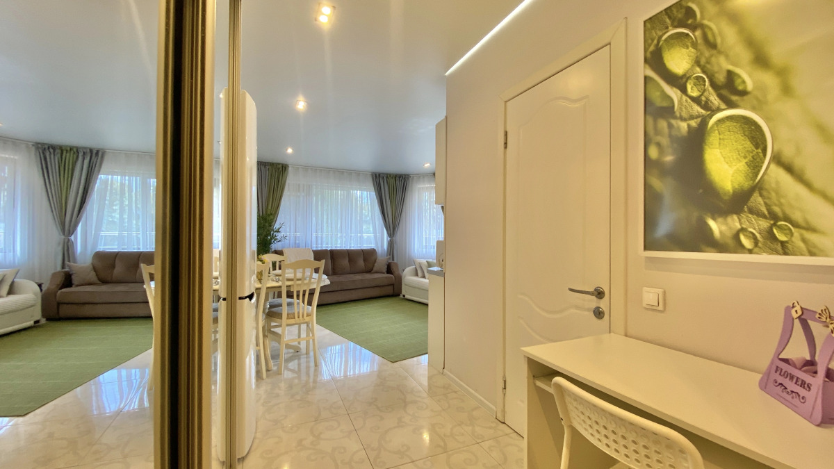 Апартаменты Версаль Альфа Апартаменты