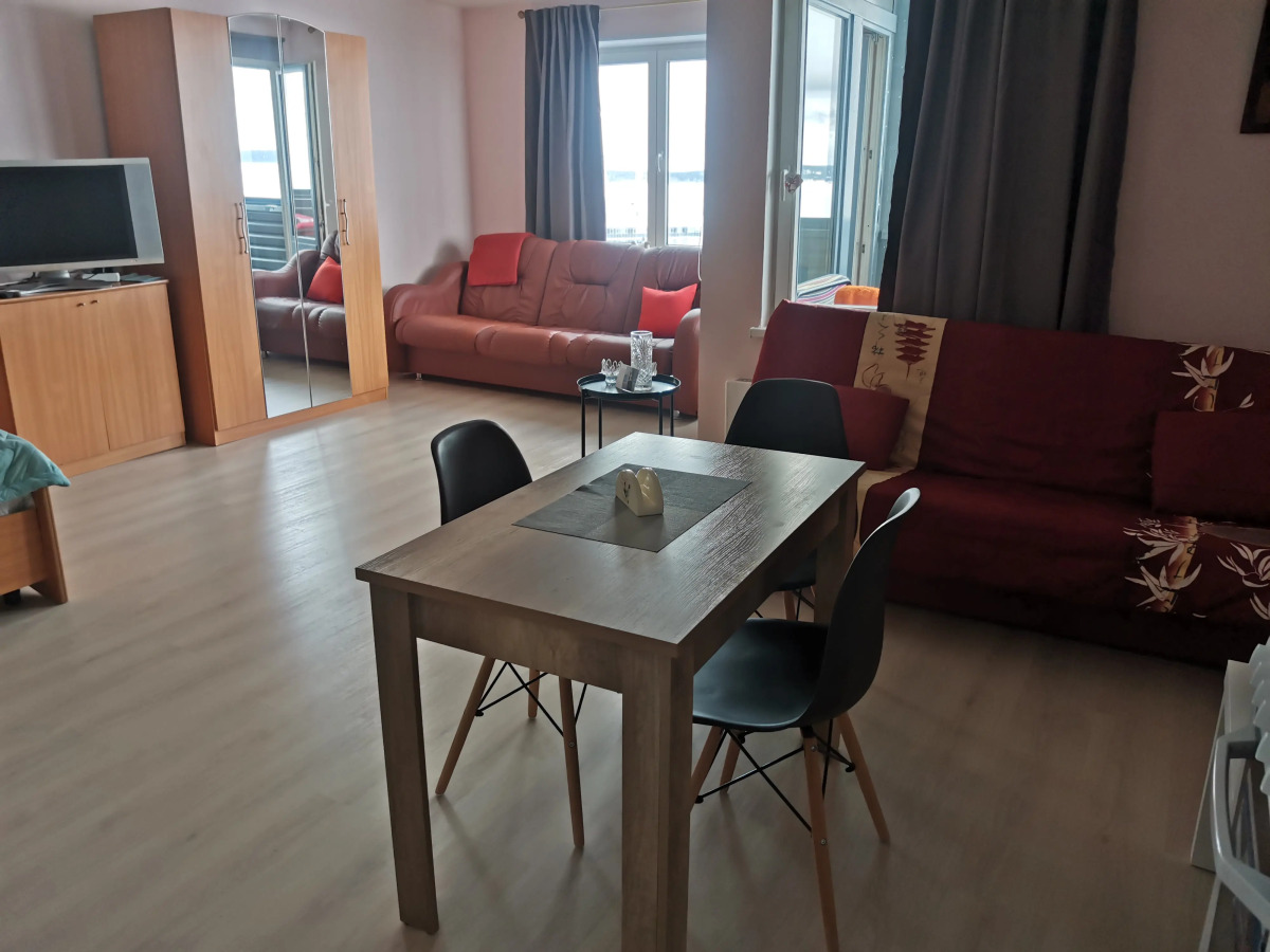 Апартаменты на Набережной Онежского озера