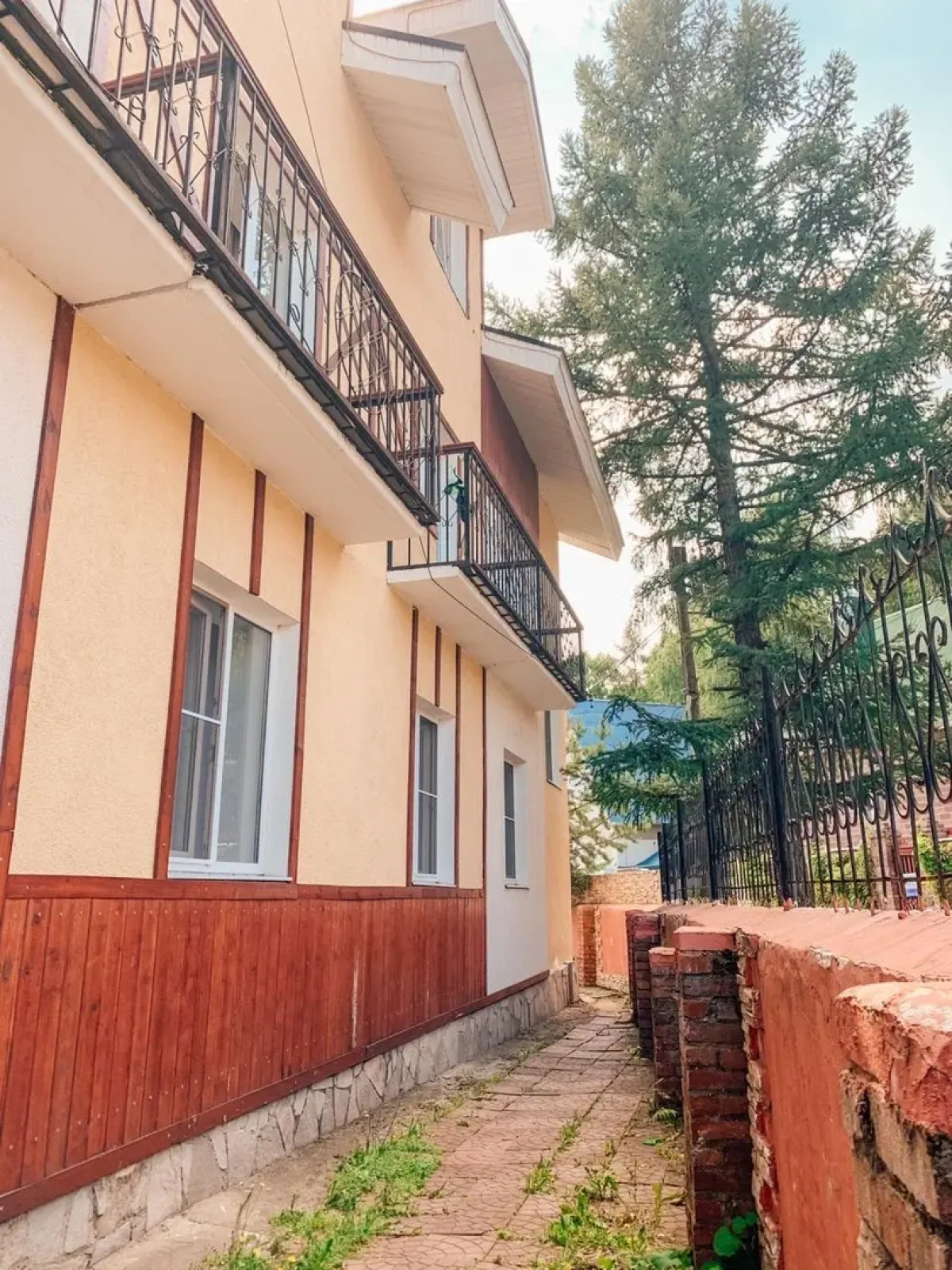 Отель Эдельвейс