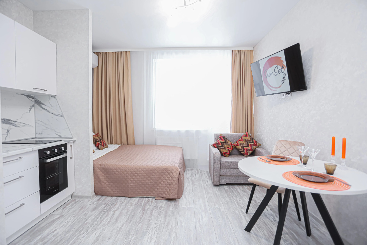 Апартаменты SunSet Радионова 202