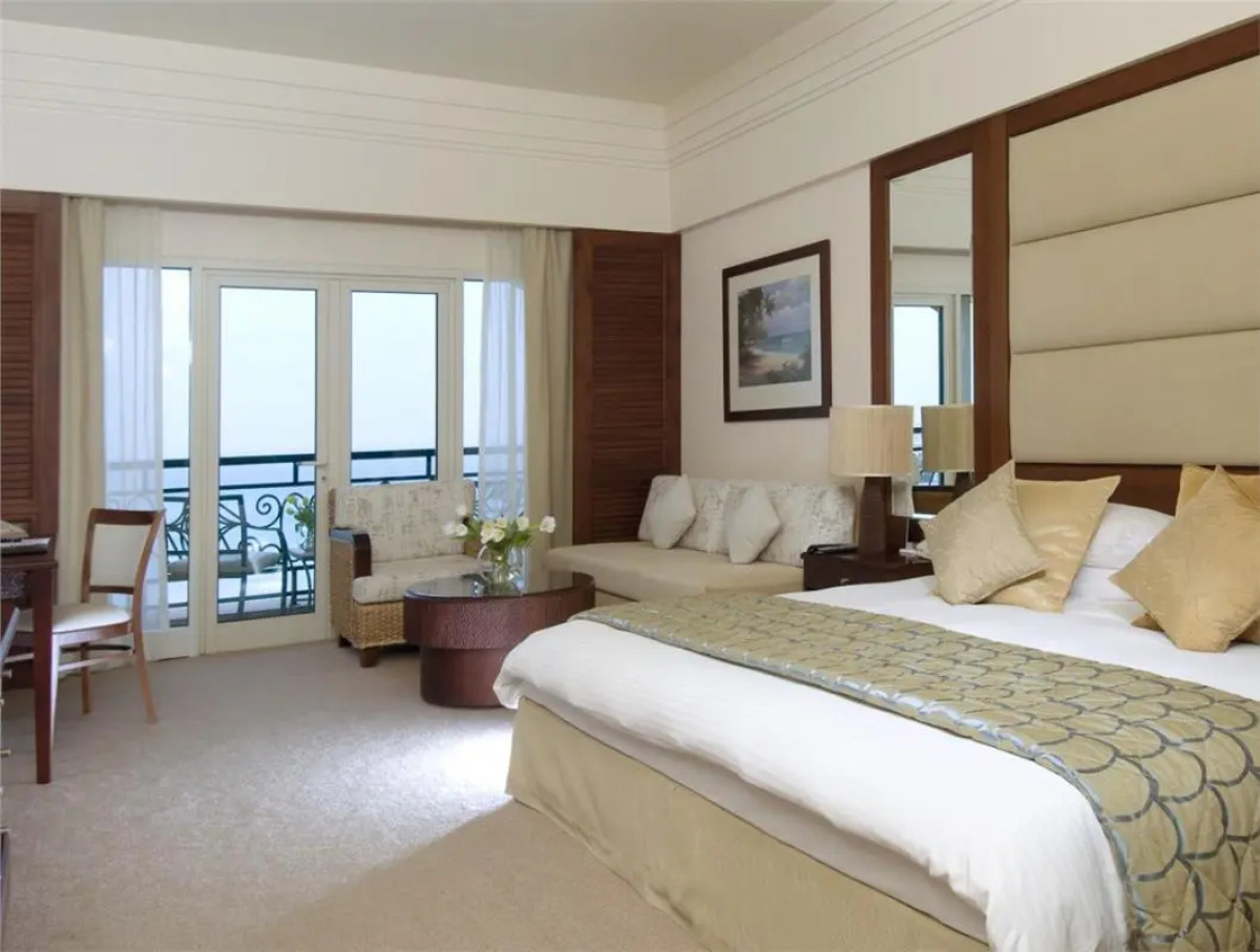 Danat Jebel Dhanna Resort