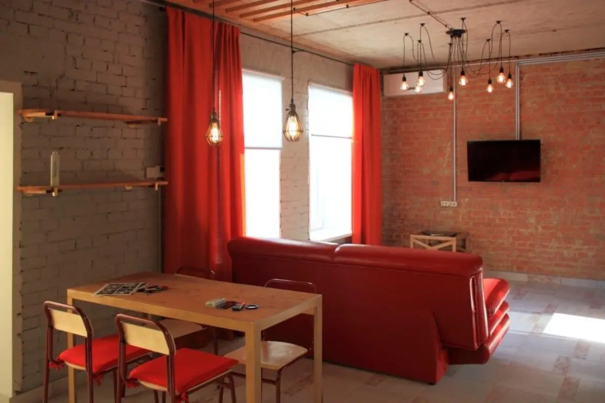 Апартаменты на Демонстрации Студия