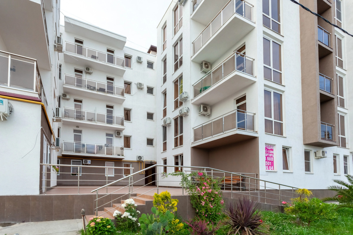 Квартира студия для 3х человек с кухонной зоной рядом с Олимпийским парком