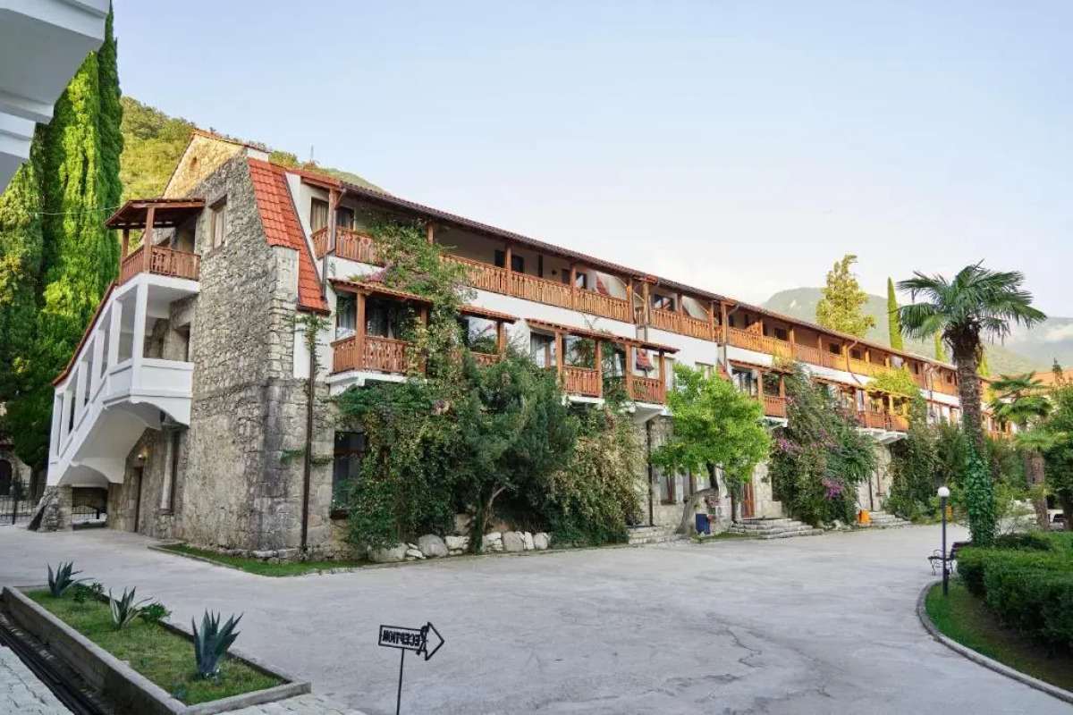 Отель Абаата