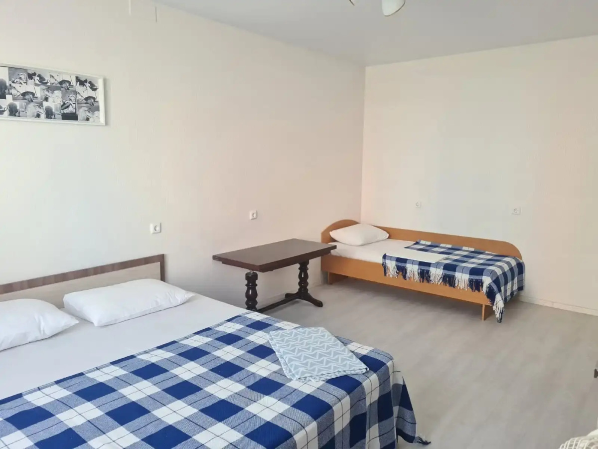 Apartments HomeHotel on Korablestroitelej avenue, bld. 62/1