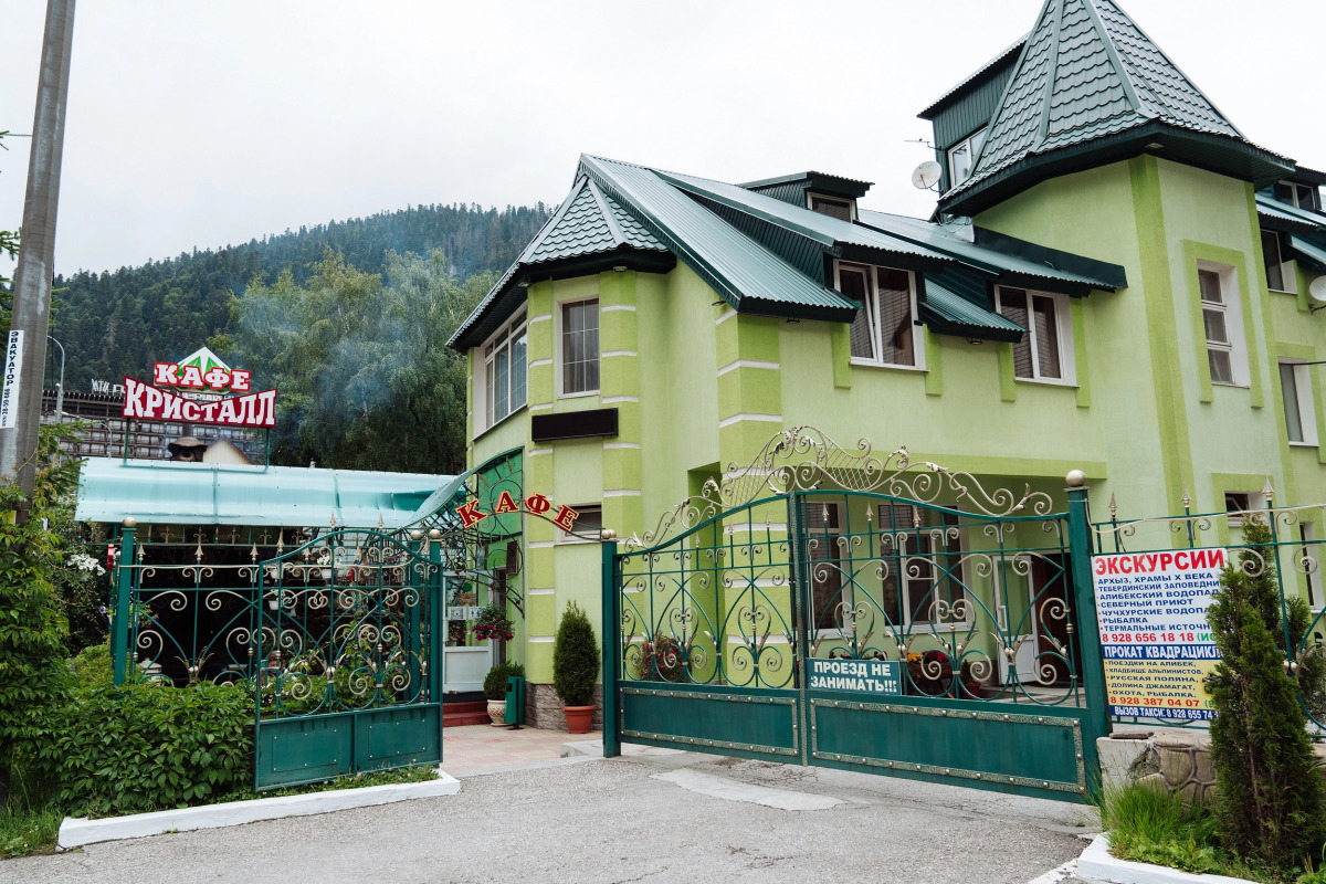 Гостиница Кристалл