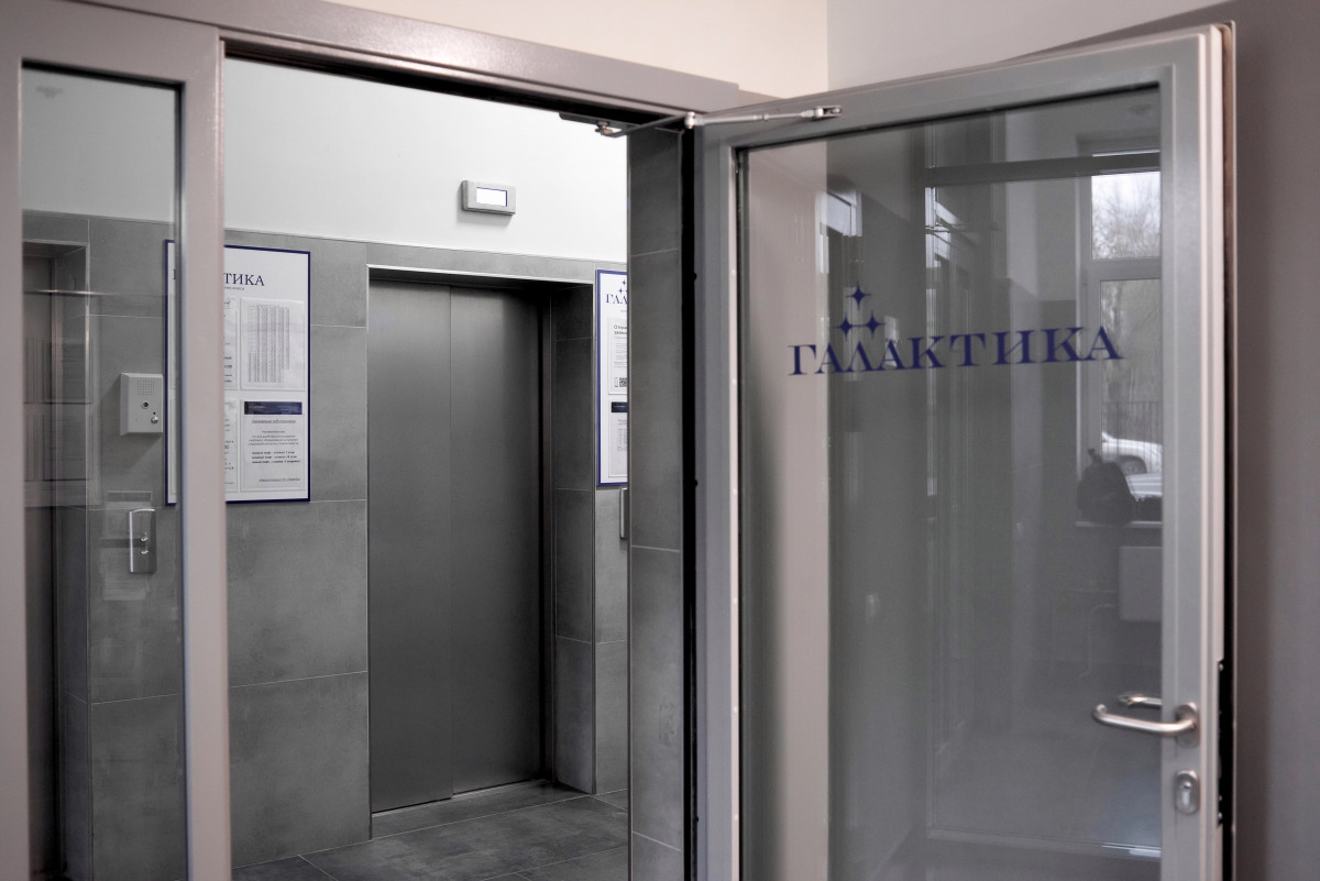 Квартира Aparts Pro Дизайнерская видовая студия у Волги в ЖК Галактика на 20 этаже