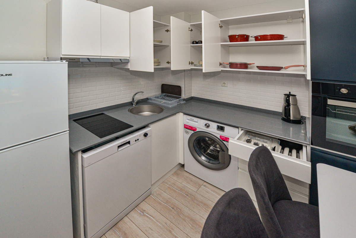 Отель C Suites Antalia Airport