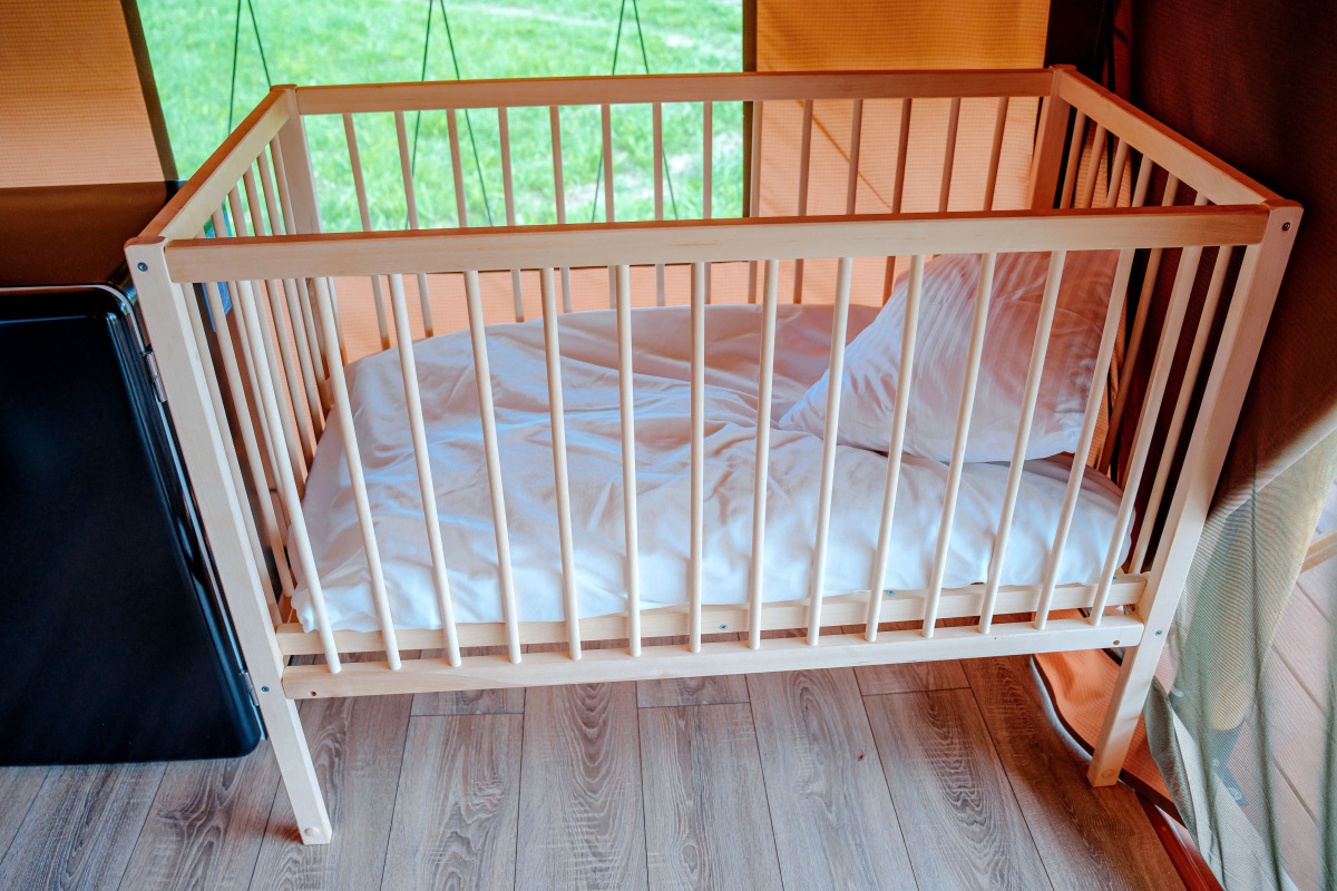 Глэмпинг Носороги