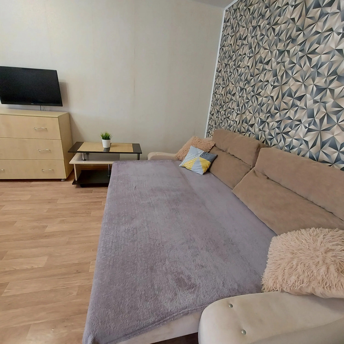 Апартаменты Уютная Квартира на Ново Вокзальной