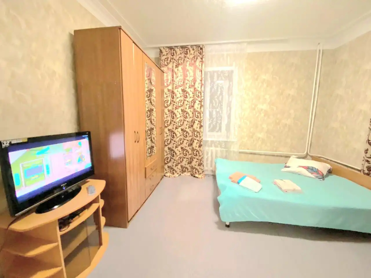 Апартаменты на Пилотов 5