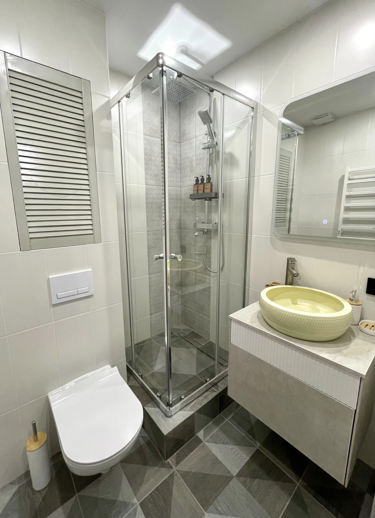 Квартира новая в тихом центре в доме комфорт-класса