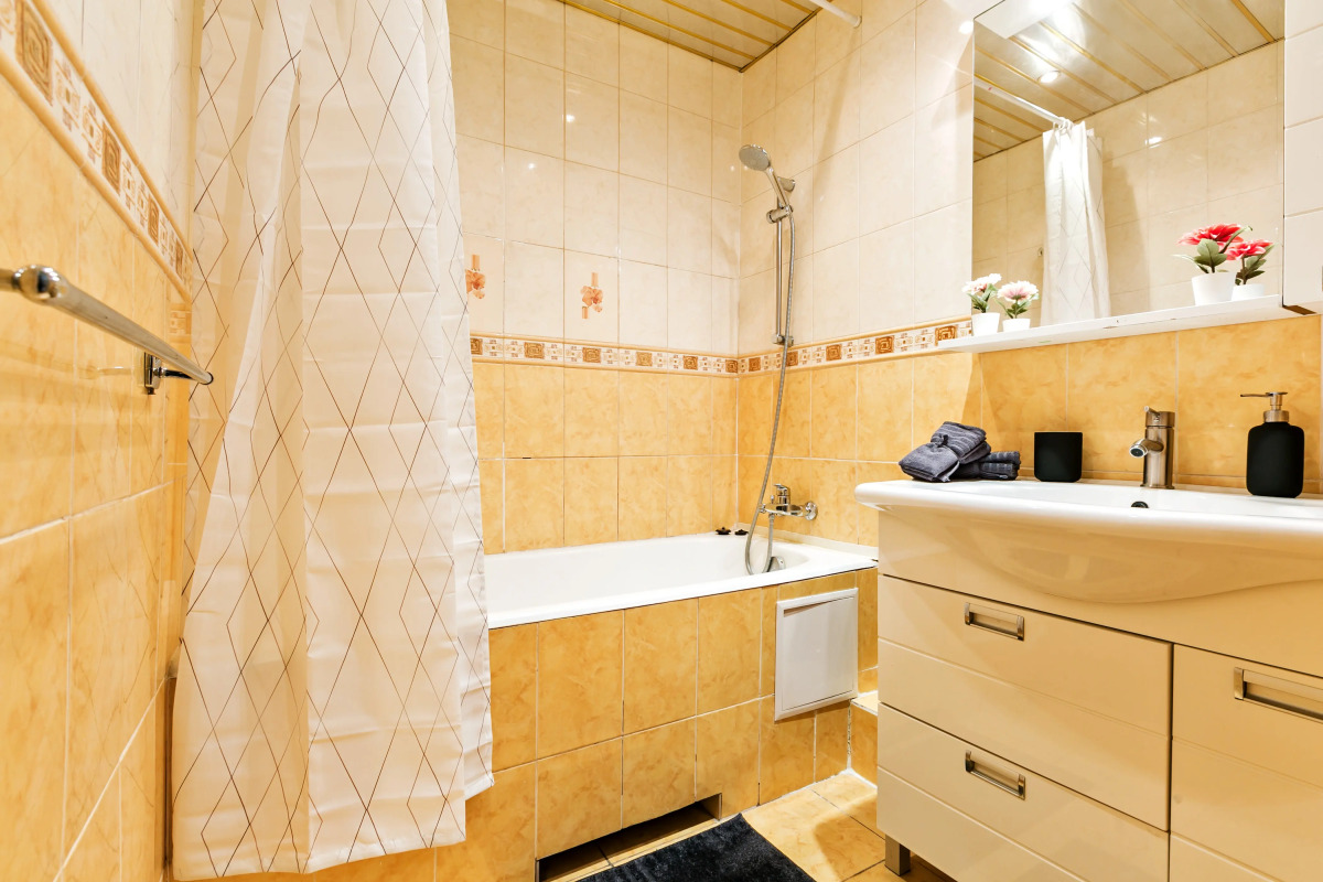 Double Tower Apartment on Dmitry Ulyanov St