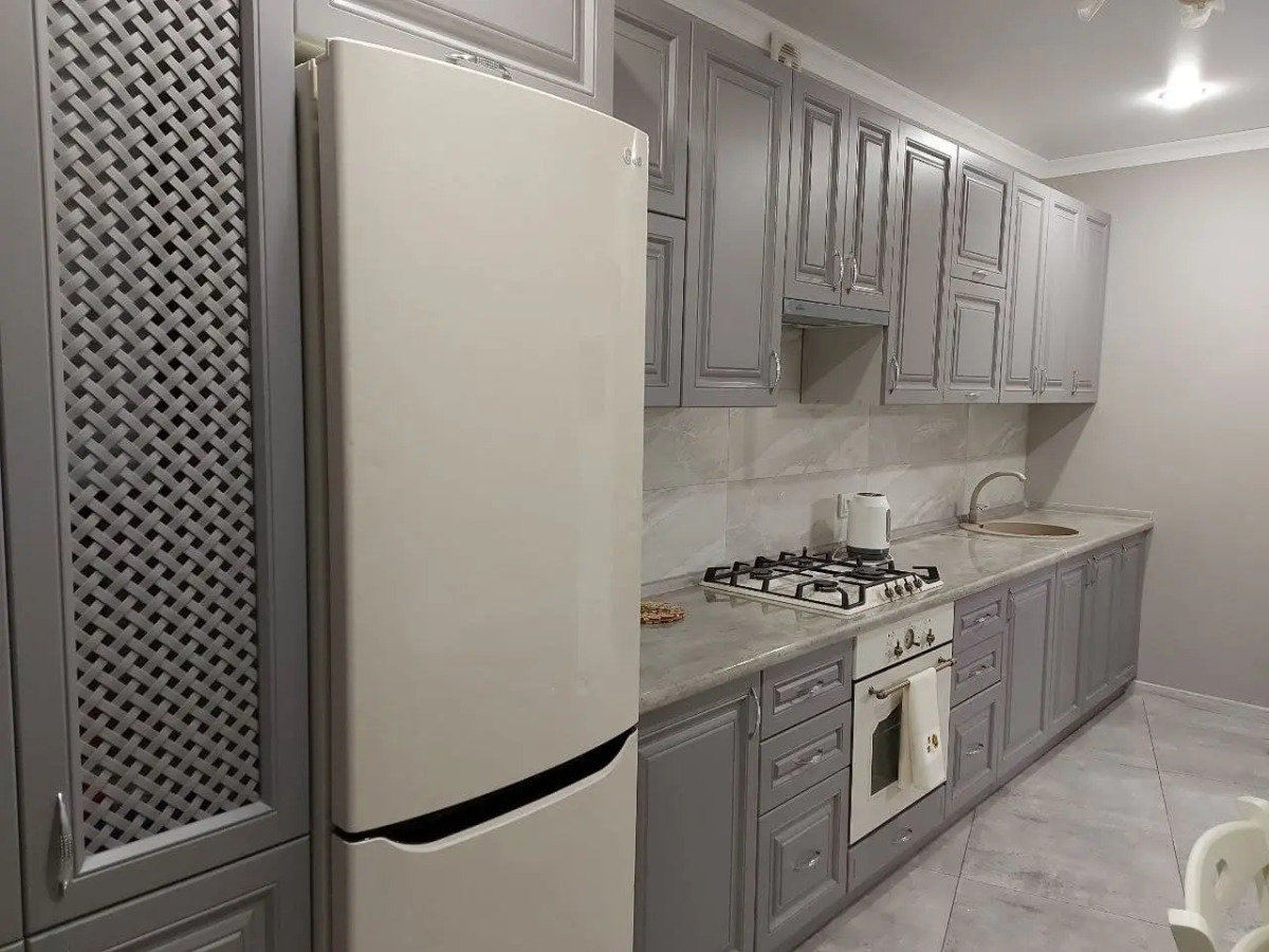 Квартира Flatirini Джикаева 1А