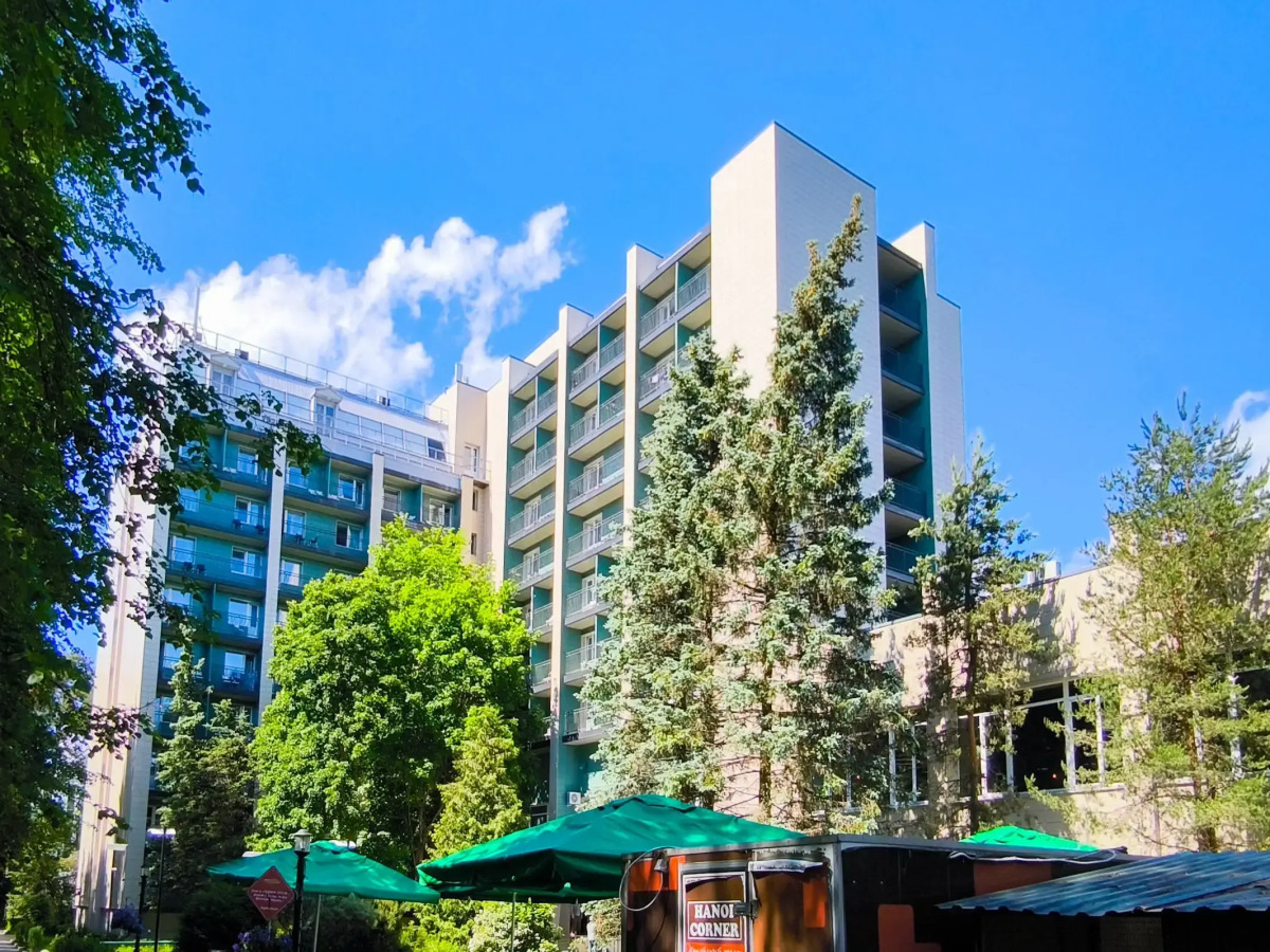 Отель Гелиос